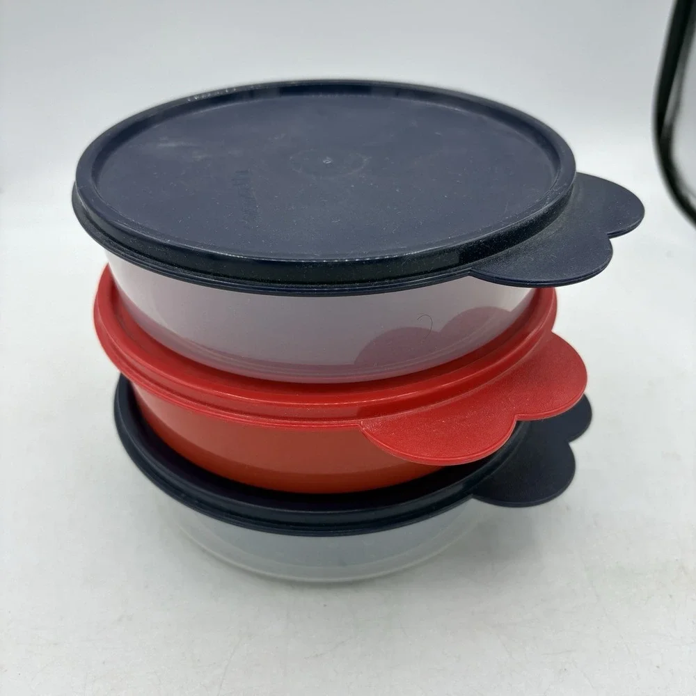 Tupperware Bowls Big Wonders 2 Cup Cereal 1 Red 2 Clear w Seal Lids Lot of 3